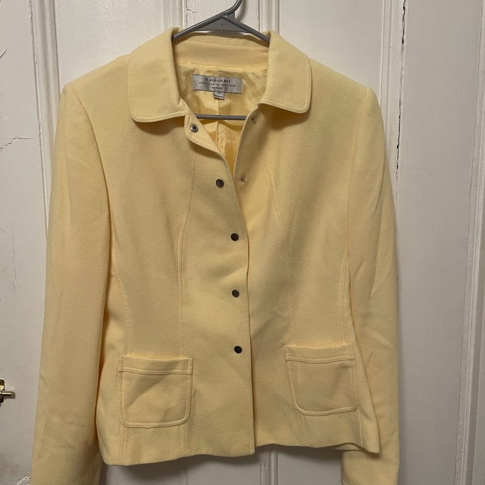 Tahari Arthur S. Levine Women's Petite Jacket Yellow